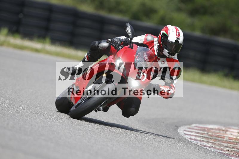 /27 12.06.2025 Ducati Schweiz Trackday Warmup  ADR/gruen-vert/37